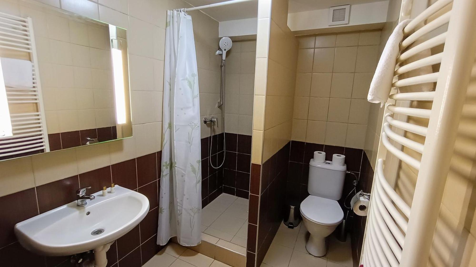 Apartments Gato Karlovy Vary Dalovice Ngoại thất bức ảnh